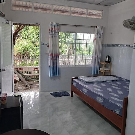 Nhà Nghỉ NgọC PhuọNg Hon Son Hotel Lai Son Kültér fotó