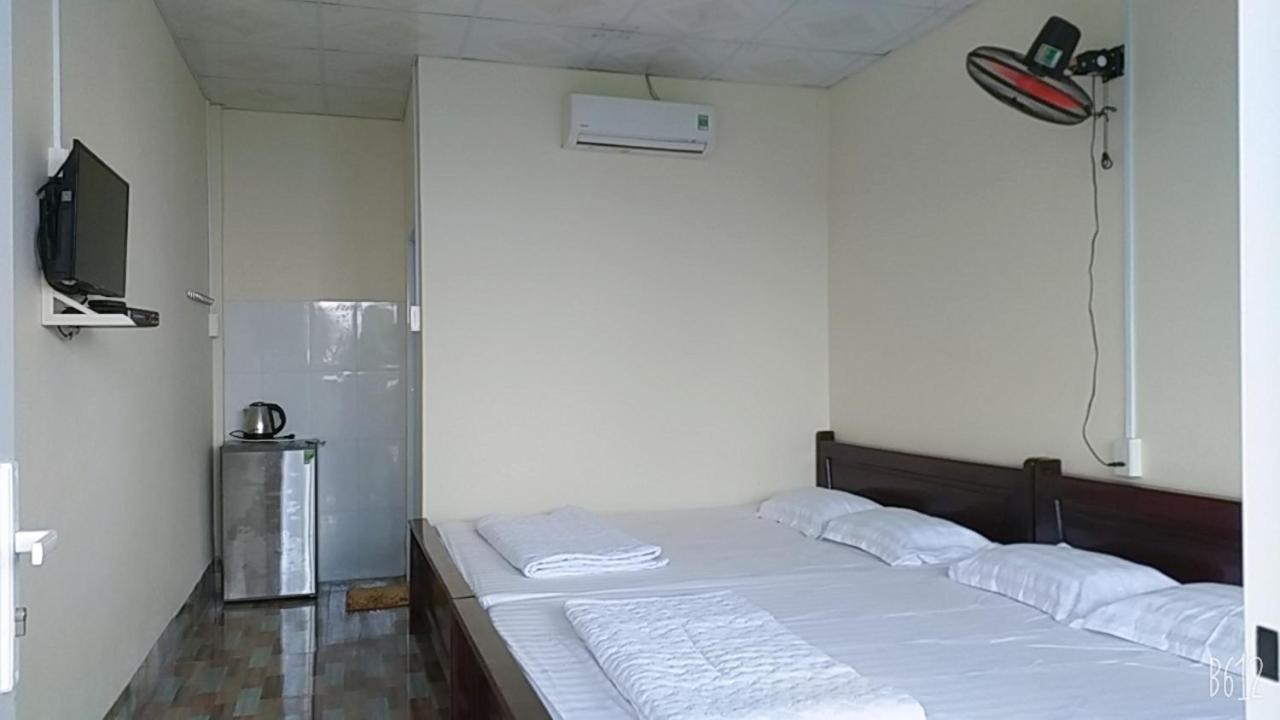 Nhà Nghỉ NgọC PhuọNg Hon Son Hotel Lai Son Szoba fotó